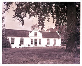 Paarl district, 1952. Old Dutch homestead at Boschendal.