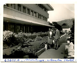 Montagu, 1955. Avalon Hotel.