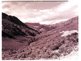 Paarl district, 1947. Du Toitskloof Pass.