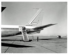 Johannesburg, 1960. Jan Smuts airport. SAA Boeing 707 ZS-CKC 'Kaapstad'.