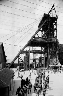 Johannesburg, 1936. Crown mines headqear.