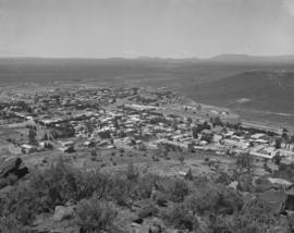 Victoria West, 1972. Overall view of town.