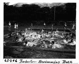 Barberton, 1955. Swimming pool.