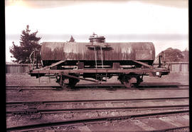 Johannesburg, 1934. SAR tank wagon for sulphuric acid type 4XS-2 No 40261 at Germiston.