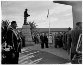 Mafeking, 17 April 1947. Royal family greeting crowd next to Rhodes memorial.