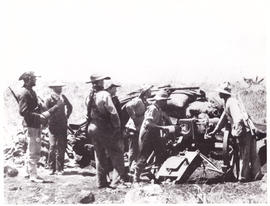 Circa 1900. Anglo-Boer War. Boers at cannon.