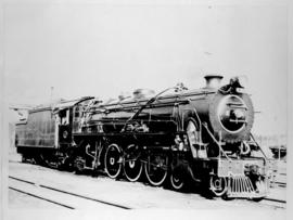 Bloemfontein. SAR Class 16 DA No 869.