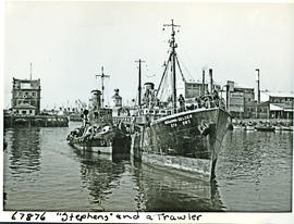 
Tug 'Stephens' with the 'Benjamin Gelcer'.
