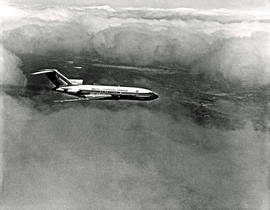 
SAA Boeing 727 ZS-SBF 'Komati' in flight.
