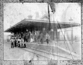 Waschbank Station and staff before 1910.