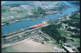 East London, October 1981. Aerial view of Buffalo Harbour. [Jan Hoek]