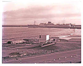East London, 1965. Mail ship departing from Buffalo Harbour.