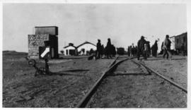Karasburg, August 1914 to July 1915. Construction of the Prieska - Karasburg railway line. Points...