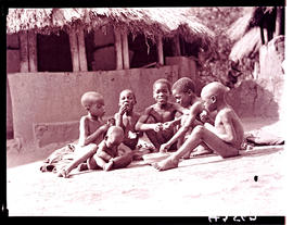 
Basuto boys sharing food.
