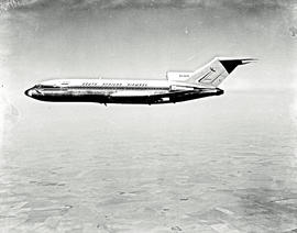 
SAA Boeing 727 ZS-DYO 'Vaal' in flight.
