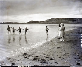 Bethulie, 1940. Children playing in dam.