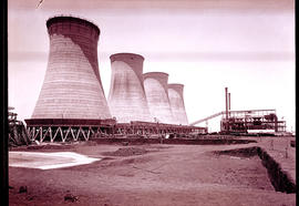 "Vereeniging, 1936. Construction of power station at the Vaal River."