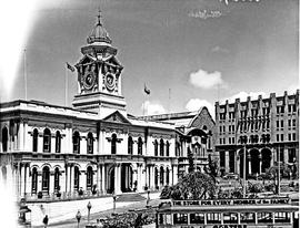 Port Elizabeth, 1946. City Hall and the post office.