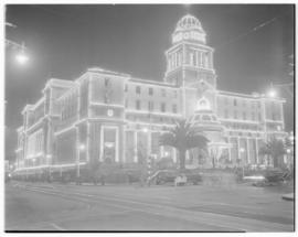 Johannesburg, 1 April 1947. Floodlit city hall.