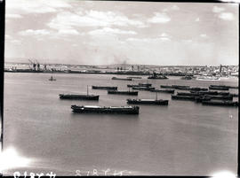 Port Elizabeth, 1935. Port Elizabeth harbour.