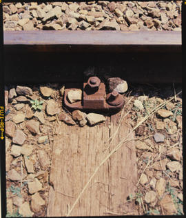 July 1989. Rail fastener. [Sonja Grunbauer]