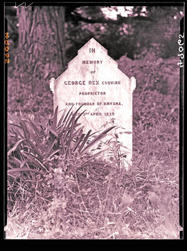 "Knysna, 1945. George Rex's grave."