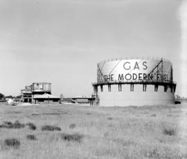 Springs, 1954. Municipal gas works