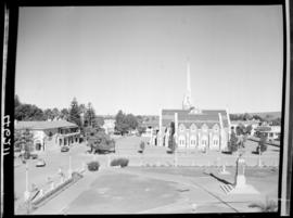 Graaff-Reinet, 1939. Dutch Reformed church viewed from Victoria Town Hall.