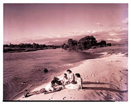 Paarl district, 1952. Relaxing at the Berg River.