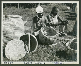 Natal, 1946. Zulu women weaving baskets.