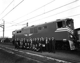 May 1972. Visit by university professors to SAR Electrical Department with SAR Class 6E1 No 1340.
