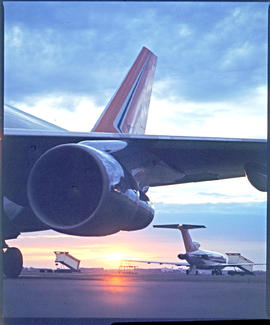 SAA Boeing 747. Engine of aircraft.