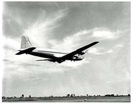 
SAA Douglas DC-4 ZS-AUB 'Outeniqua' in flight.
