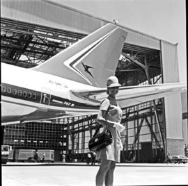
SAA Boeing 747 ZS-SAN 'Lebombo' with hostess.
