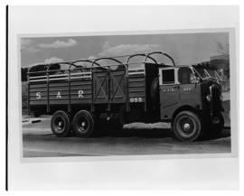 SAR Leyland three-axle truck No 955.