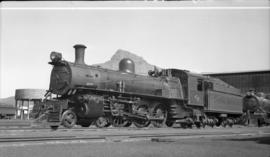 Cape Town. SAR Class 10B No 754 at Paarden Eiland shed. (DF Holland Collection)