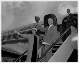 5 November 1957. Departure of SAA Douglas DC-7B ZS-DKD 'Drommedaris' goodwill flight to Australia...