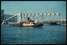 East London, 1972. Harbour tug in Buffalo Harbour. [JV Gilroy]