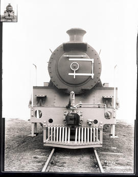 SAR Class 19D No 2641-2580 built by Fried Krupp No 1821-1863 in 1938/39. Front view of engine.