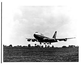 Johannesburg, 1972. Jan Smuts Airport. Lufthansa Boeing 747 touching down.
