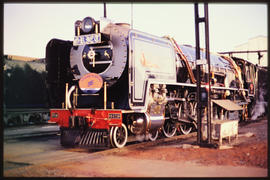 July 1992. SAR Class 25NC No 3476 'Griet' with 'Trans-Karoo' headboard.