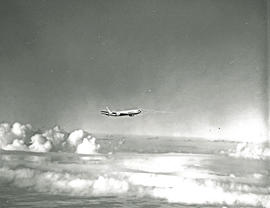 
SAA Boeing 707 in flight.
