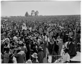Maseru, Basutoland, 11 March 1947. Large crowd to welcome the Royal Party.