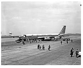 
SAA Boeing 707 ZS-EKV 'Windhoek'.
