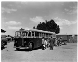 Louis Trichardt, 1953. SAR Albion bus.