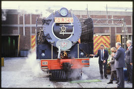 July 1989. SAR Class 25NC No 3476 'Griet' with some dignitaries.