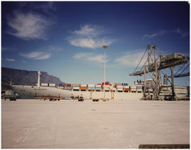 Cape Town, January 1980. Off-loading of 'SA Langeberg' at container terminal in Table Bay harbour...