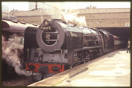 SAR Class 15E No 2878 'Millie' at station platform.