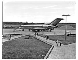 East London, 1975. Ben Schoeman airport. SAA Boeing 727 ZS-SBC 'Vaal'.