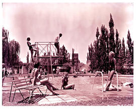 "Kimberley, 1964. Riverton swimming pool."